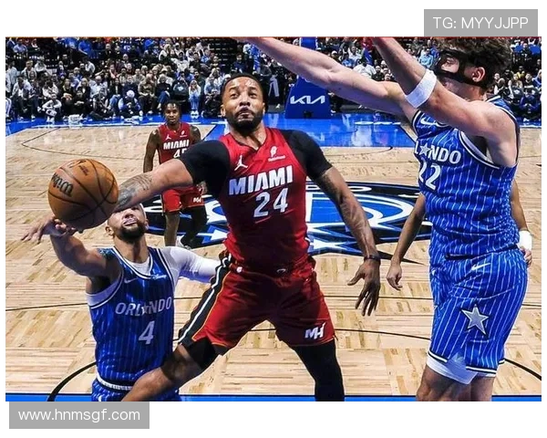 阿德巴约:全队15人随时准备上场展现团结与激情